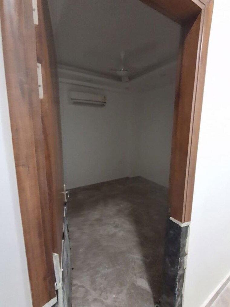 Room, jawahar nagar 3 Bedroom 125 Sq.Yd. Apartment In Jawahar Nagar Delhi 10497464