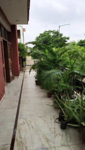 Balcony in 2 BHK Independent House at Sector 44 – for Rent