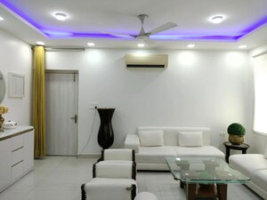 Team Area in 3 BHK Apartment at Dwarka – for Rent