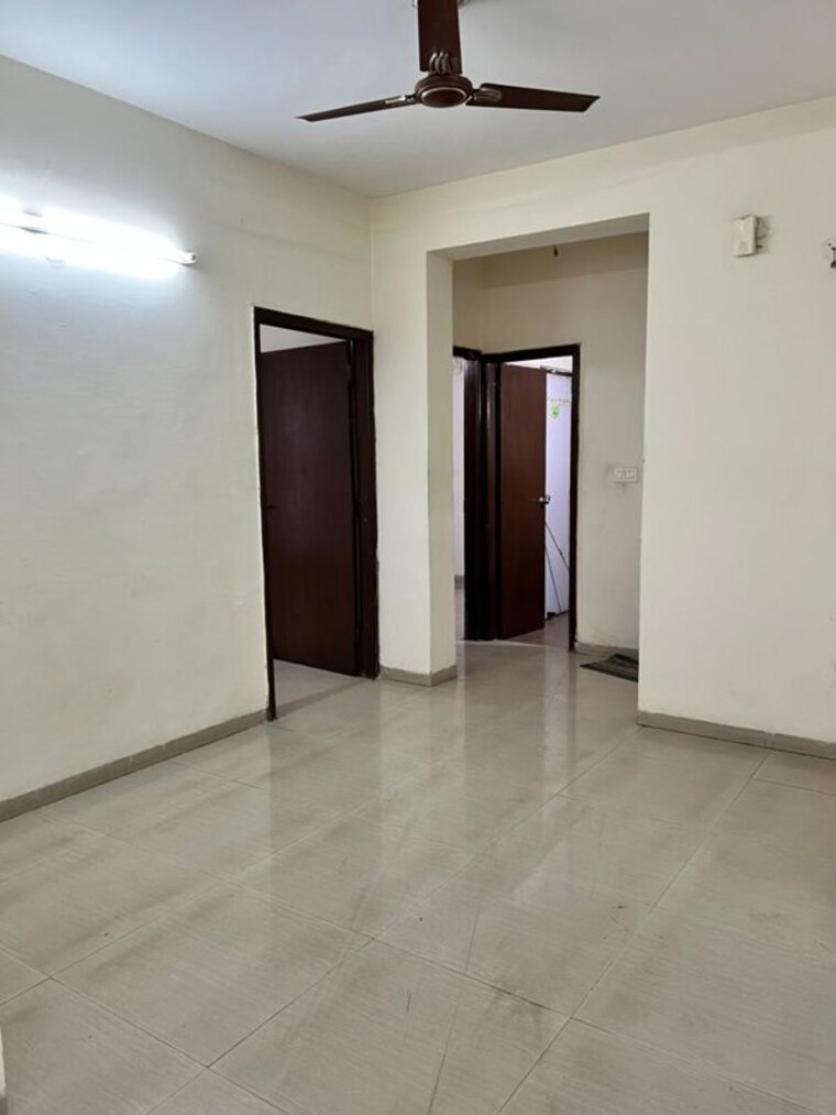 Room, nk-sharma-savitry-greens 2 Bedroom 1250 Sq.Ft. Apartment In Lohgarh Zirakpur 10497568