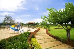  Plot – Garden View at Dhammanagi Tulips Garden, International Airport Road - for Sale