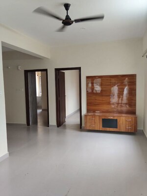 Room in 2 BHK Apartment at Indiranagar – for Rent