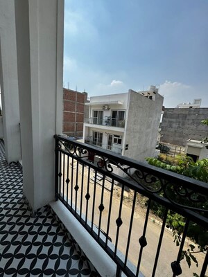 Balcony in 3 BHK Builder Floor at Lion Green Valley Homes, Sector 35 – for Rent