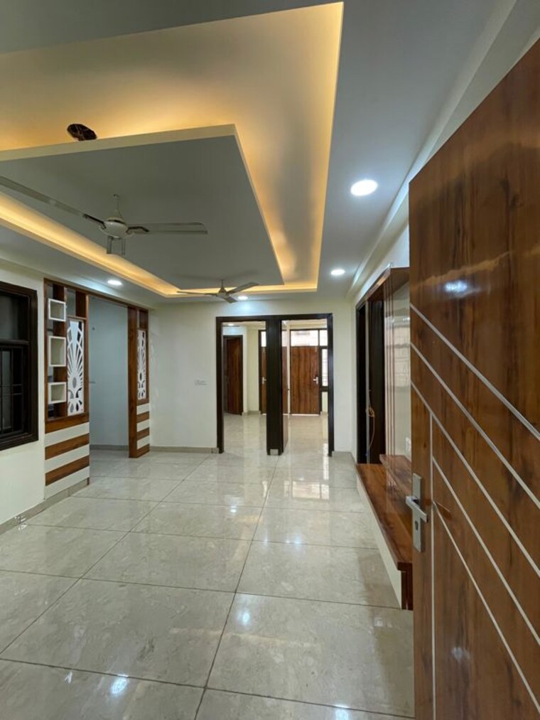 undefined, super-avenue 3 Bedroom 1300 Sq.Ft. Builder Floor In Sector 73 Noida 10497561