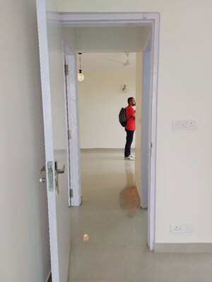 Furnished Amenities in 2 BHK Builder Floor at DLF Regency Park I, Dlf Phase iv – for Rent