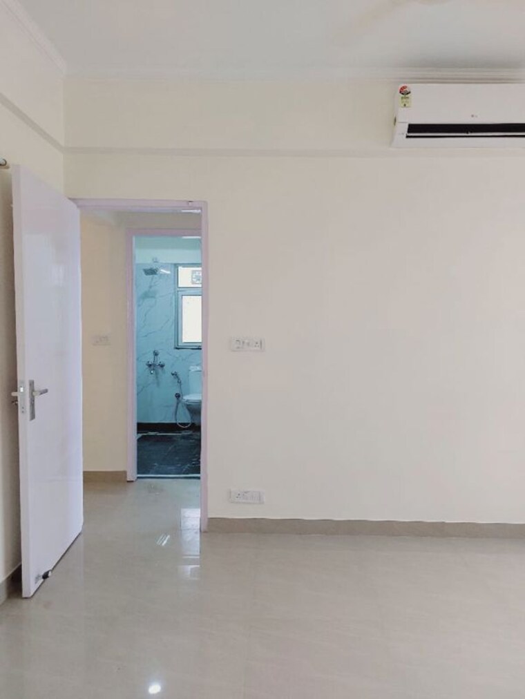 Room, dlf-regency-park-i 2 Bedroom 1105 Sq.Ft. Builder Floor In Dlf Phase iv Gurgaon 10497646