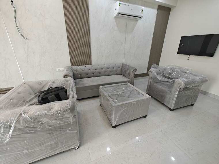 Living Room, bptp-amstoria-country-floor 3 Bedroom 2700 Sq.Ft. Builder Floor In Sector 102 Gurgaon 10497636