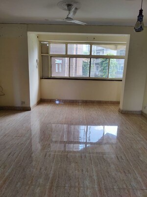 Room in 3 BHK Apartment at Dwarka – for Rent