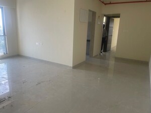Room in 2 BHK Apartment at IM Applaud 38, Goregaon East – for Rent