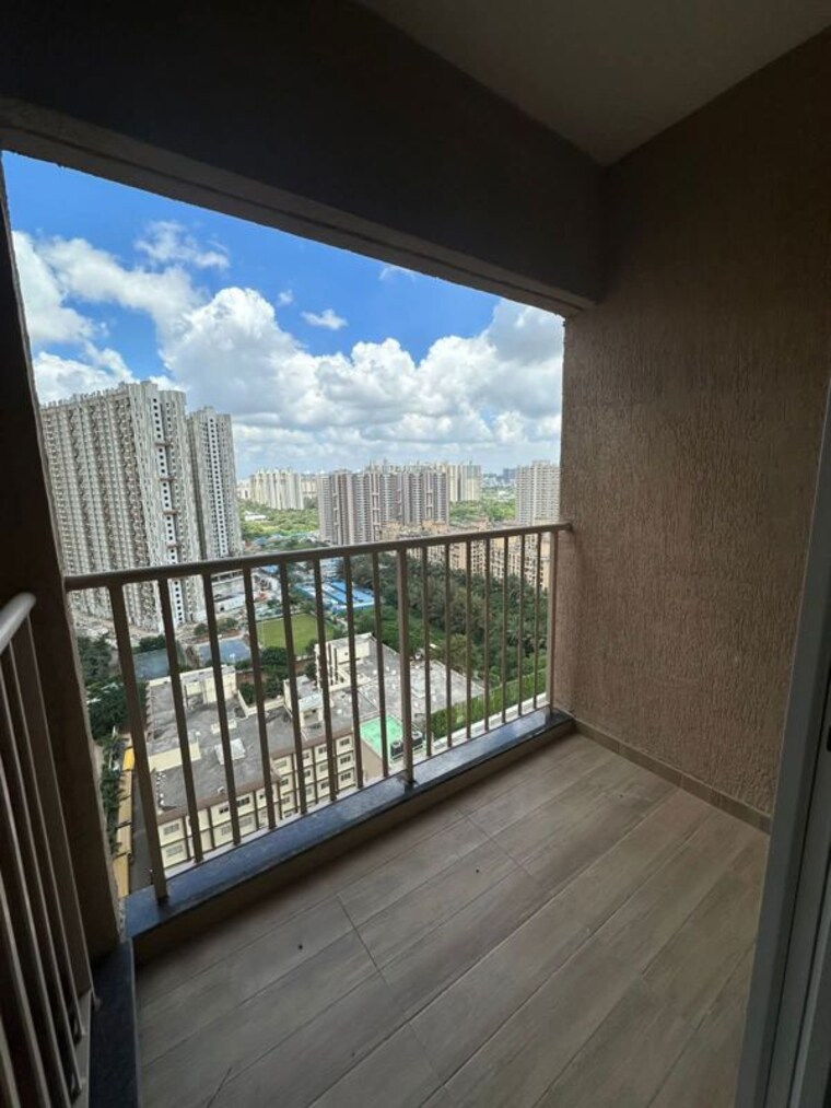 Balcony, godrej-green-vistas 1 Bedroom 480 Sq.Ft. Apartment In Mahalunge Pune 10497654