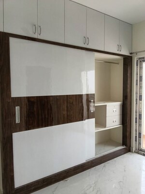 Room in 3 BHK Apartment at Miyapur – for Rent