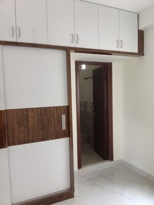 Room in 3 BHK Apartment at Miyapur – for Rent