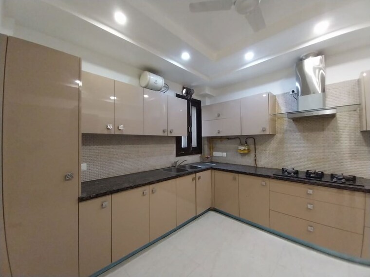 Kitchen, vasant vihar 4 Bedroom 3600 Sq.Ft. Apartment In Vasant Vihar Delhi 10497712
