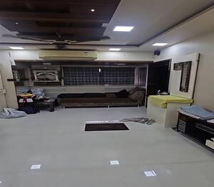 2.5 BHK Apartment For Rent in Dadar East