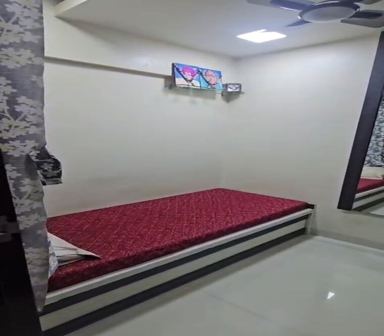 Bedroom, dadar east 2.5 Bedroom 1000 Sq.Ft. Apartment In Dadar East Mumbai 10497721