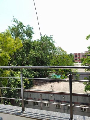 Balcony in 3 BHK Builder Floor at Paschim Vihar – for Rent