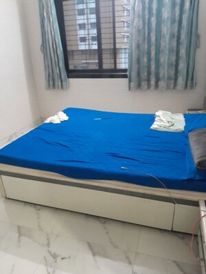 Bedroom in 2 BHK Apartment at Borivali East – for Rent