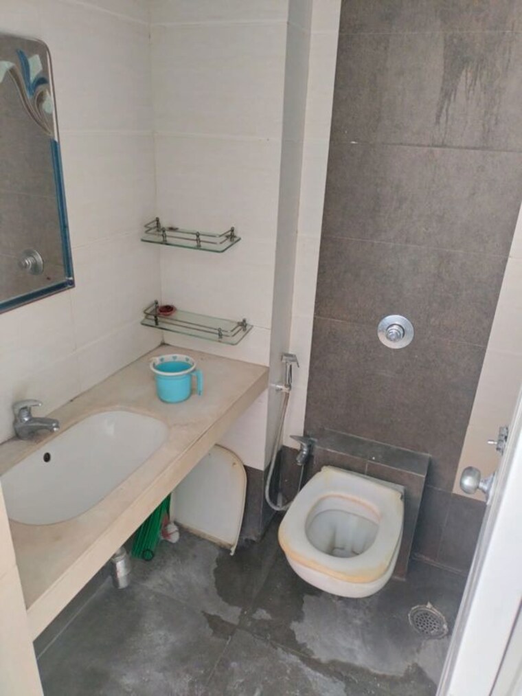 Bathroom, vijay-nagari-annex 2 Bedroom 730 Sq.Ft. Apartment In Waghbil Thane 10497754