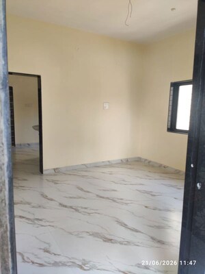 Room in 1 BHK Independent House at Mate Nagar – for Rent
