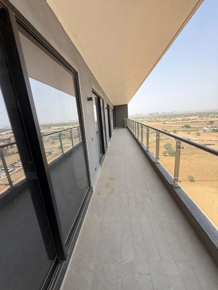 Balcony, krisumi-waterside-residences 3 Bedroom 2500 Sq.Ft. Apartment In Sector 36a Gurgaon 10497818