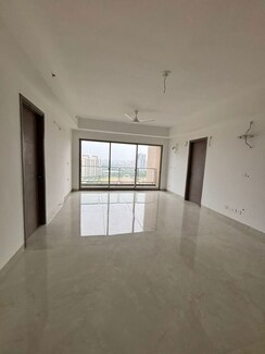 4 BHK + Servant Room Apartment For Rent in Shalimar One World Belvedere Court 3