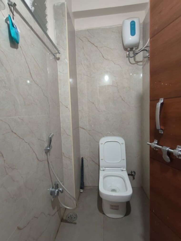 Bathroom, golden-tulip-kondapur 1 Bedroom 550 Sq.Ft. Apartment In Kondapur Hyderabad 10497840