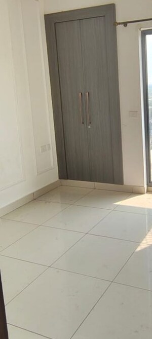 Bathroom in 1 BHK Independent House at RWA Apartments, Sector 31 – for Rent