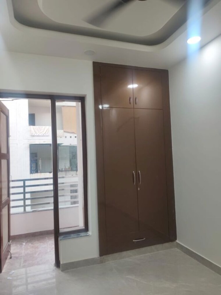 Room, rps-palm-drive 3 Bedroom 125 Sq.Yd. Builder Floor In Sector 88 Faridabad 10497865