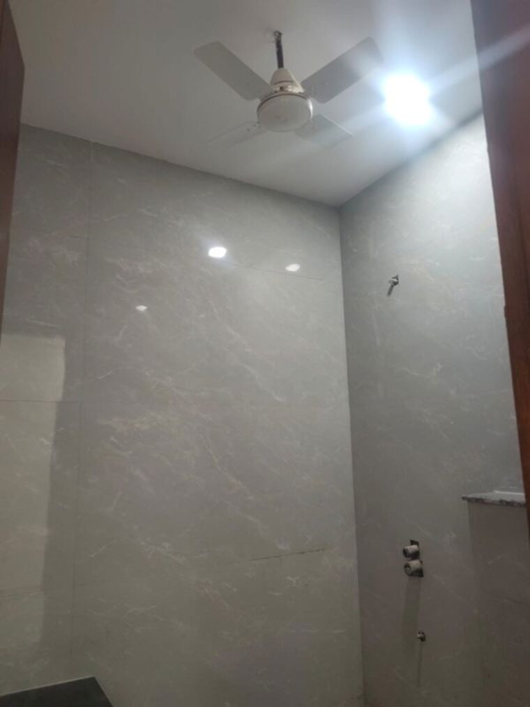 Room, rps-palm-drive 3 Bedroom 125 Sq.Yd. Builder Floor In Sector 88 Faridabad 10497865