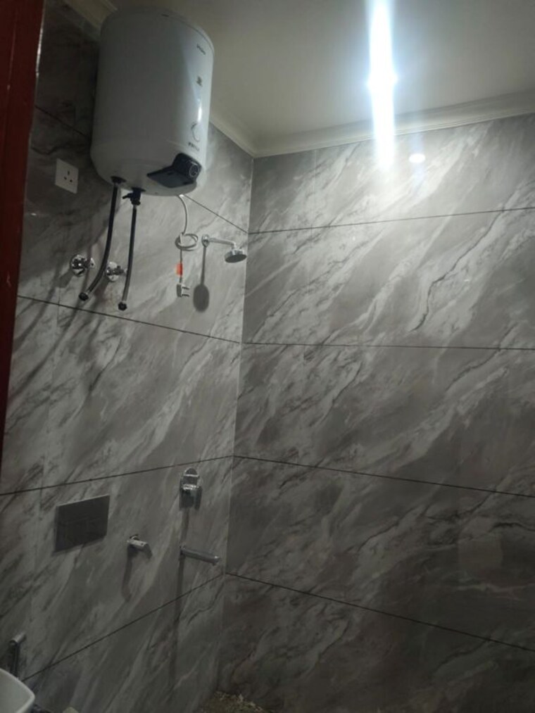Bathroom, rps-palm-drive 3 Bedroom 125 Sq.Yd. Builder Floor In Sector 88 Faridabad 10497865