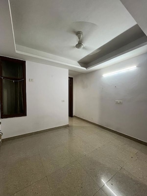 Room in 1 BHK Builder Floor at Neb Sarai – for Rent