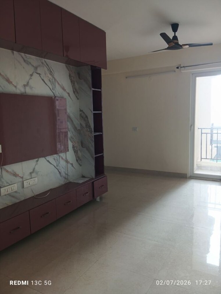 Hall, signature-global-prime 2 Bedroom 1000 Sq.Ft. Apartment In Sector 63a Gurgaon 10497877