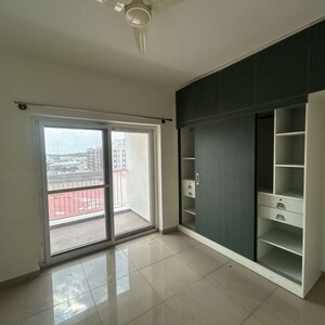 3 BHK Apartment For Rent in Prestige Falcon City, Konanakunte