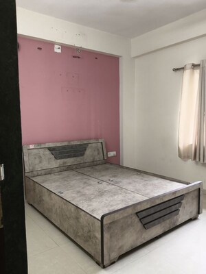 Bedroom in 3 BHK Apartment at Ambawadi – for Rent