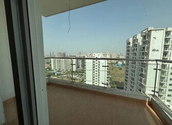 2.5 BHK + Study Room 1350 Sq.Ft. Apartment in Shree Vardhman Victoria
