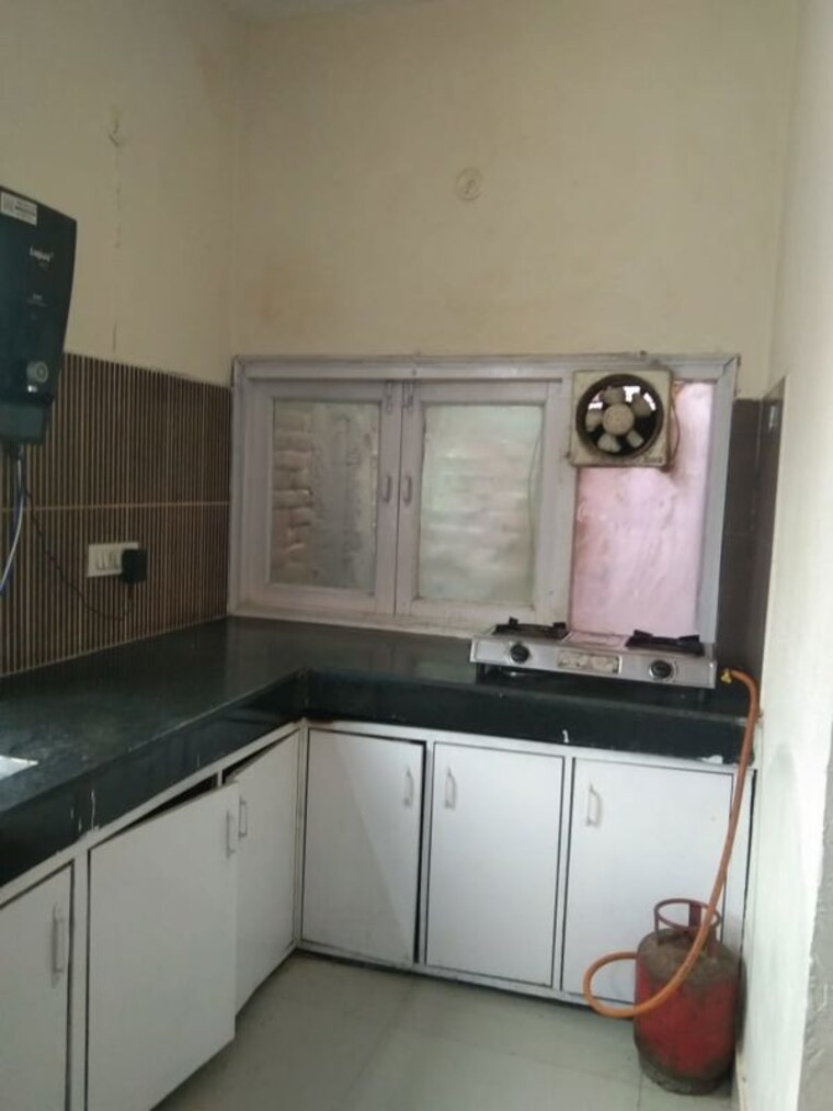 Kitchen, vasant kunj 2 Bedroom 800 Sq.Ft. Builder Floor In Vasant Kunj Delhi 10497903