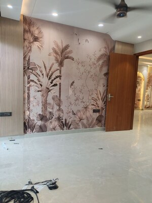 Room in 4 BHK Builder Floor at BPTP District Faridabad, Sector 81 – for Sale
