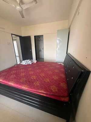 Bedroom in 3 BHK Apartment at Prabhashali Apartment, Erandwane – for Rent