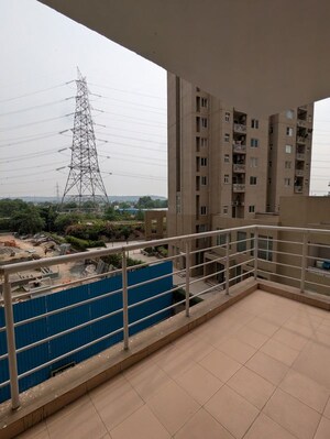 Balcony in 3.5 BHK Apartment at Capital Residency 360, Sector 70a – for Rent