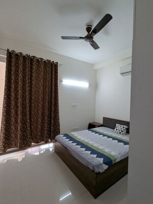 Bedroom in 3.5 BHK Apartment at Capital Residency 360, Sector 70a – for Rent