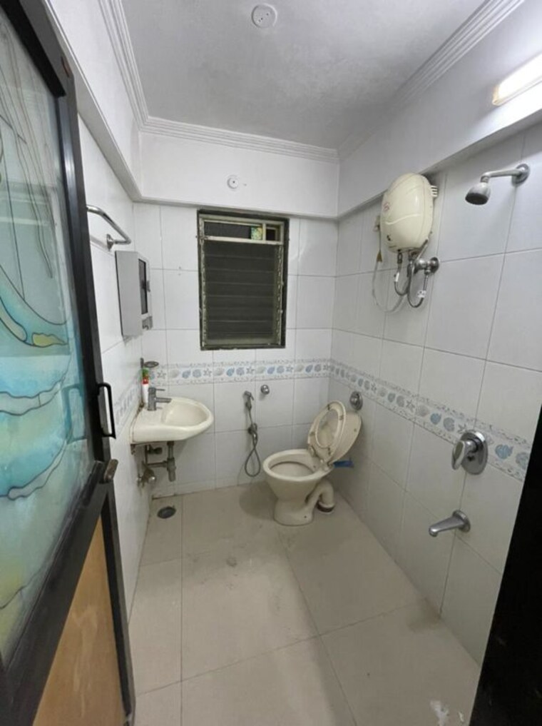 Bathroom, ghp-whispering-woods 2 Bedroom 900 Sq.Ft. Apartment In Powai Mumbai 10497957