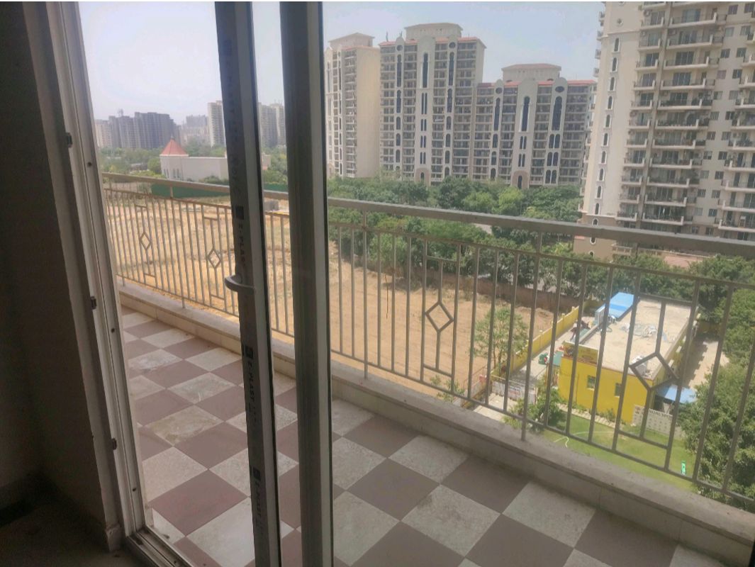 2 BHK + Extra Room 695 Sq.Ft. Apartment in Shree Vardhman Green Court
