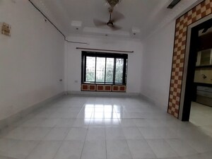 Room in 2 BHK Apartment at Green Hill CHS Dindoshi, Goregaon East – for Rent