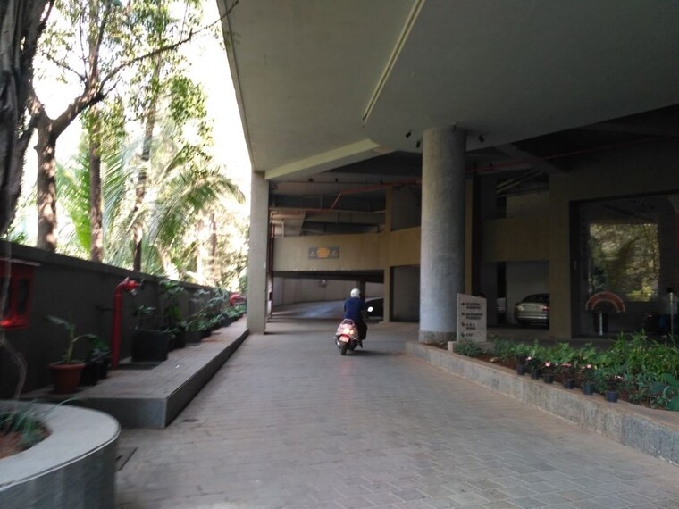  Parking, kanakia-samarpan 3 Bedroom 1580 Sq.Ft. Apartment In Borivali East Mumbai 10498007
