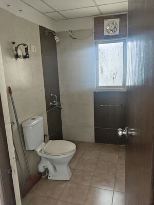Bathroom in 3.5 BHK Apartment at Gardenia Grace, Sector 61 – for Rent