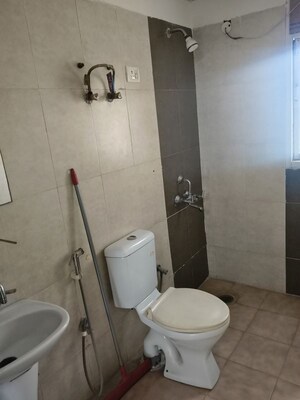 Bathroom in 3.5 BHK Apartment at Gardenia Grace, Sector 61 – for Rent