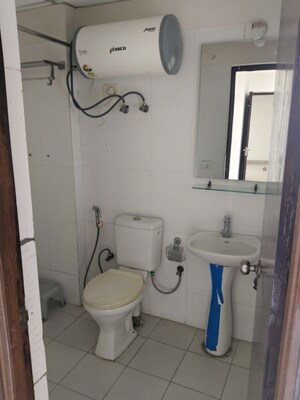 Bathroom in 3.5 BHK Apartment at Gardenia Grace, Sector 61 – for Rent
