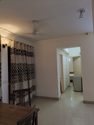 Room in 2 BHK Apartment at Jaypee Greens Kosmos, Sector 134 – for Rent