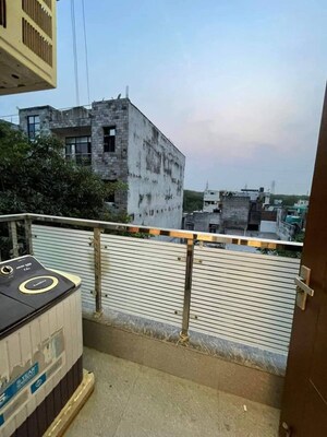 Balcony in 1 BHK Builder Floor at Sainik Farm – for Rent