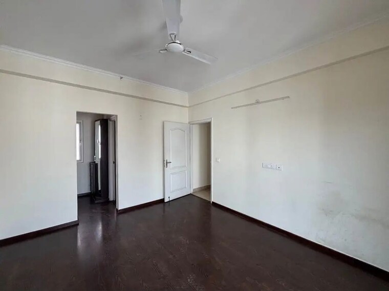 Room, shree-vardhman-victoria 3.5 Bedroom 1980 Sq.Ft. Apartment In Sector 70 Gurgaon 10498032